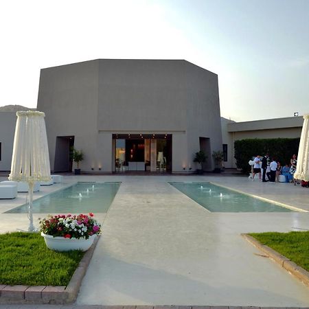 Desusino Residence & Hotel Butera Exterior foto
