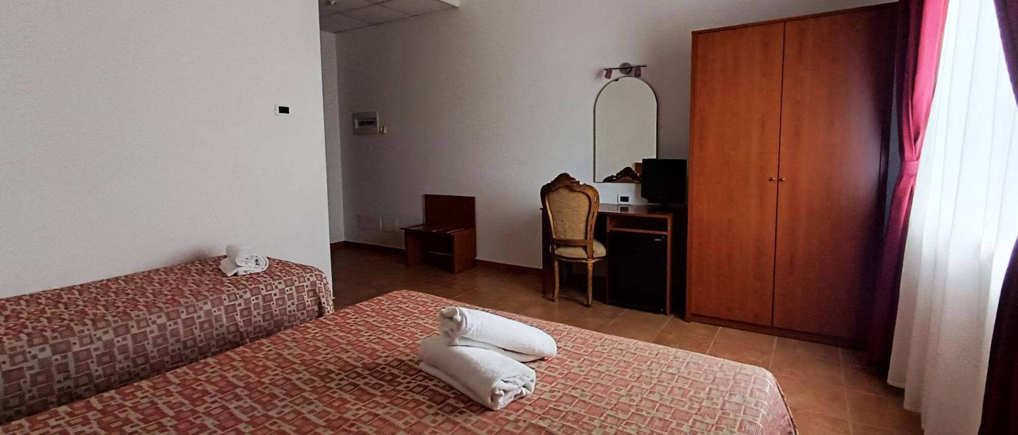 Desusino Residence & Hotel Butera Zimmer foto